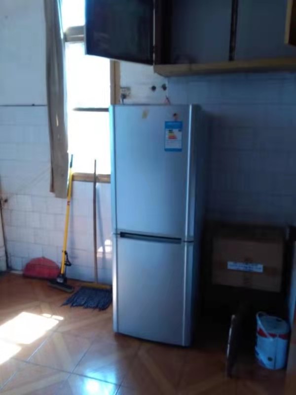 解放二村  2室2厅1卫    850.0元/月 解放二村  2室2厅1卫    850.0元/月室内图