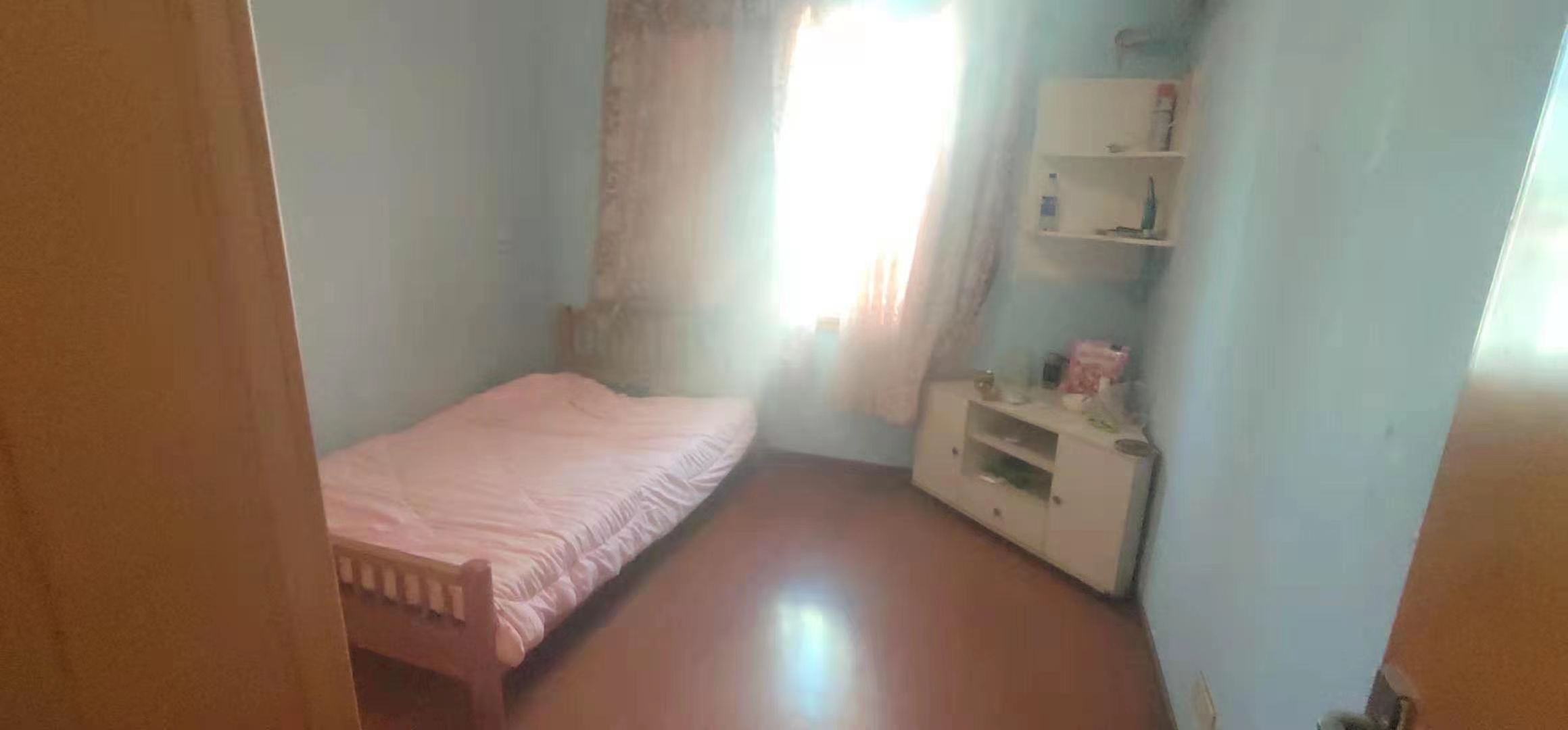 熹悦花都 7室2厅3卫 2700.0元/月 熹悦花都 7室2厅3卫 2700.0元/月室内图