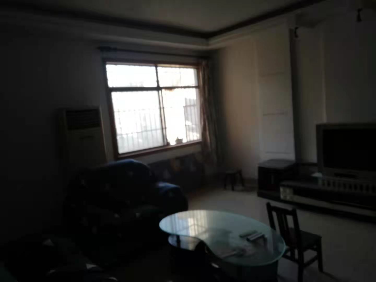 芙蓉公寓 3室2厅1卫 1300.0元/月 芙蓉公寓 3室2厅1卫 1300.0元/月室内图