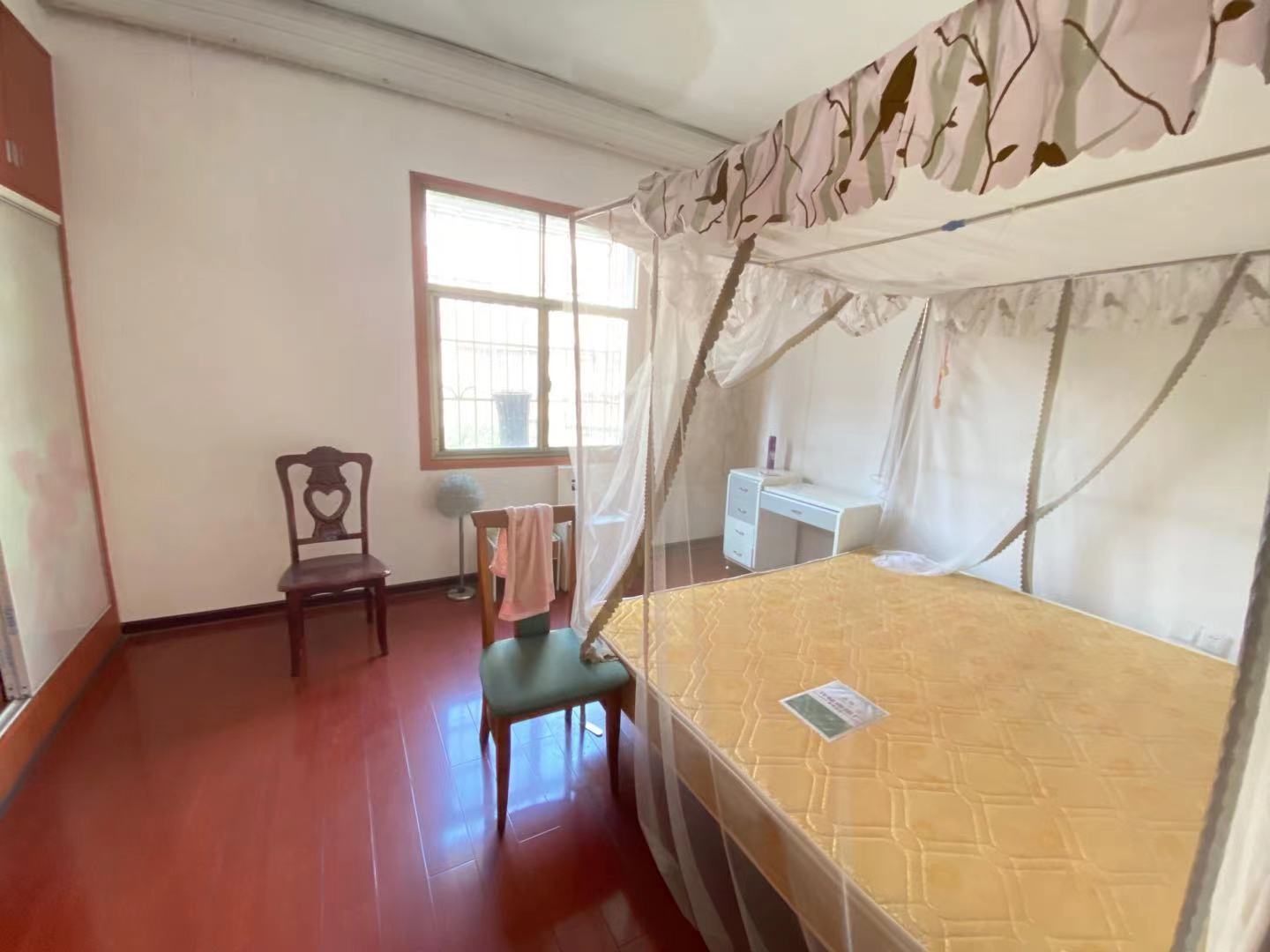 荷塘铺坝湾组散户 2室2厅1卫 1300.0元/月 荷塘铺坝湾组散户 2室2厅1卫 1300.0元/月室内图