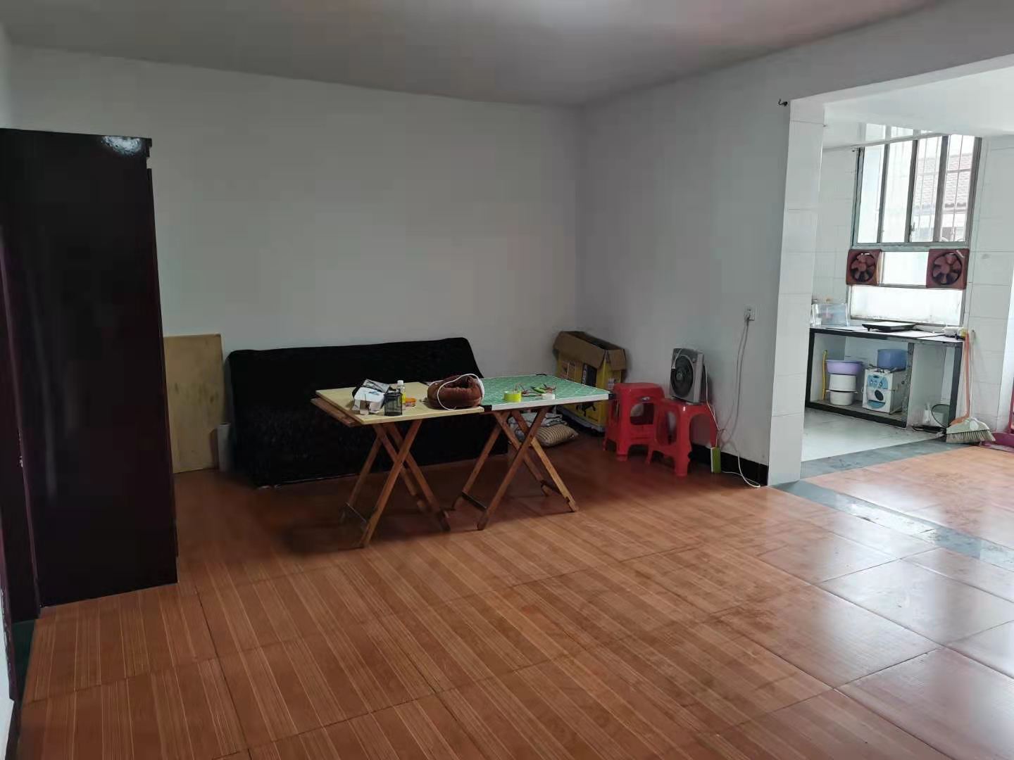 羊舞岭小区 2室2厅2卫 850.0元/月 羊舞岭小区 2室2厅2卫 850.0元/月户型图