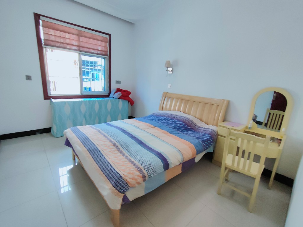 解放街散盘 2室2厅1卫 1100.0元/月 解放街散盘 2室2厅1卫 1100.0元/月户型图