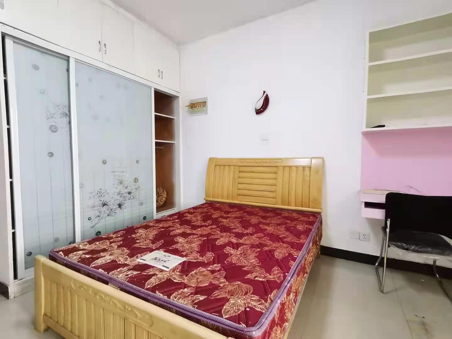 湘水1号 1室1厅1卫 1000.00元/月 湘水1号 1室1厅1卫 1000.00元/月室内图