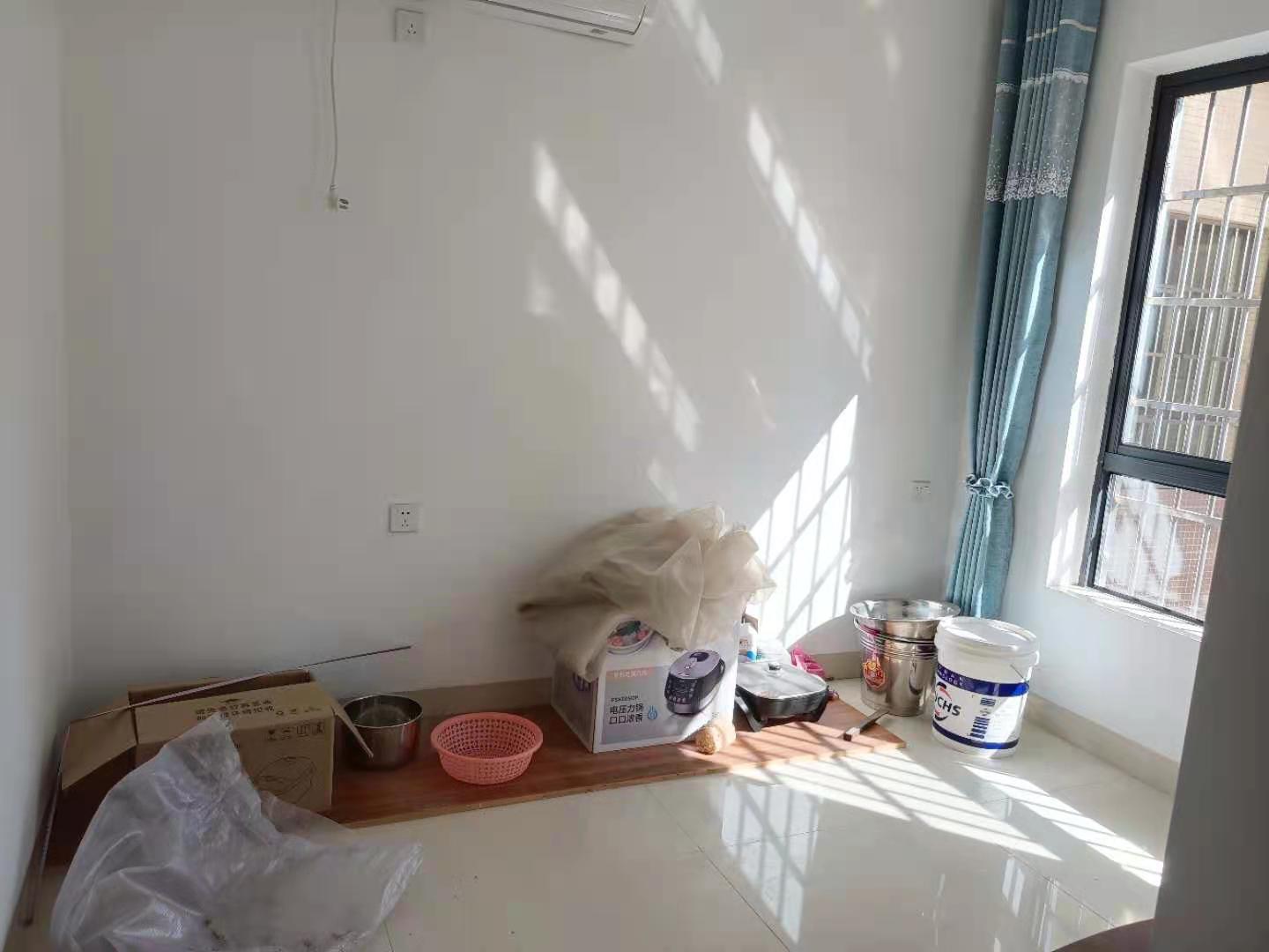 都市兰亭 3室2厅1卫 65.0万 都市兰亭 3室2厅1卫 65.0万客厅