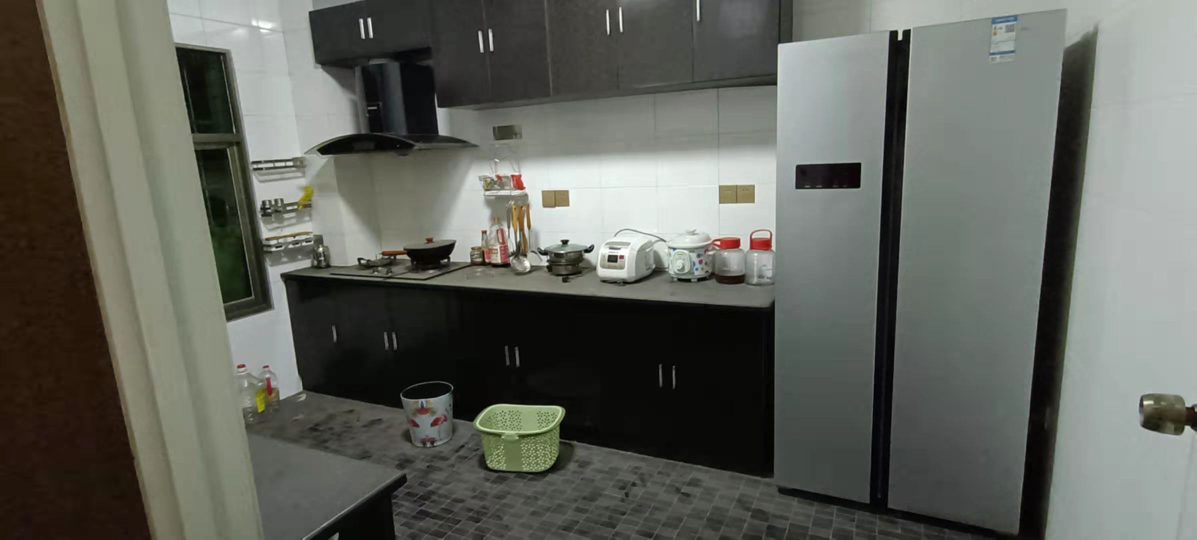 全丰小区 5室3厅2卫 1500.0元/月 全丰小区 5室3厅2卫 1500.0元/月室内图