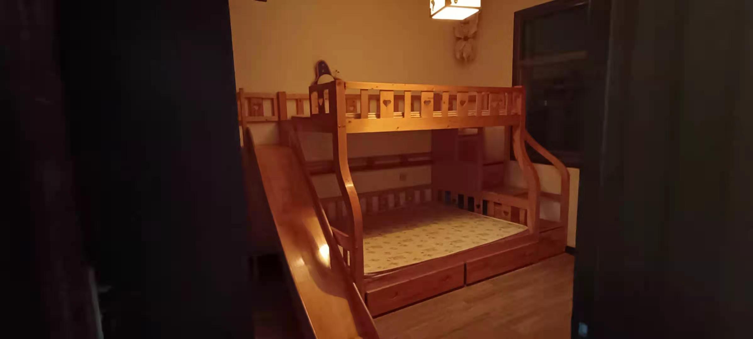 全丰小区 5室3厅2卫 1500.0元/月 全丰小区 5室3厅2卫 1500.0元/月室内图