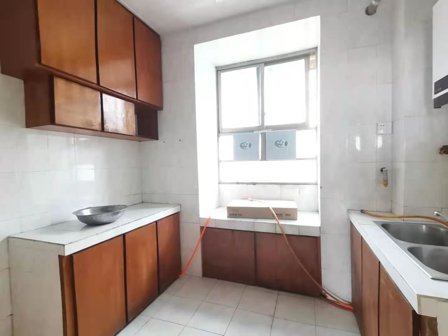 和平小区 2室2厅1卫 1100.00元/月 和平小区 2室2厅1卫 1100.00元/月室内图