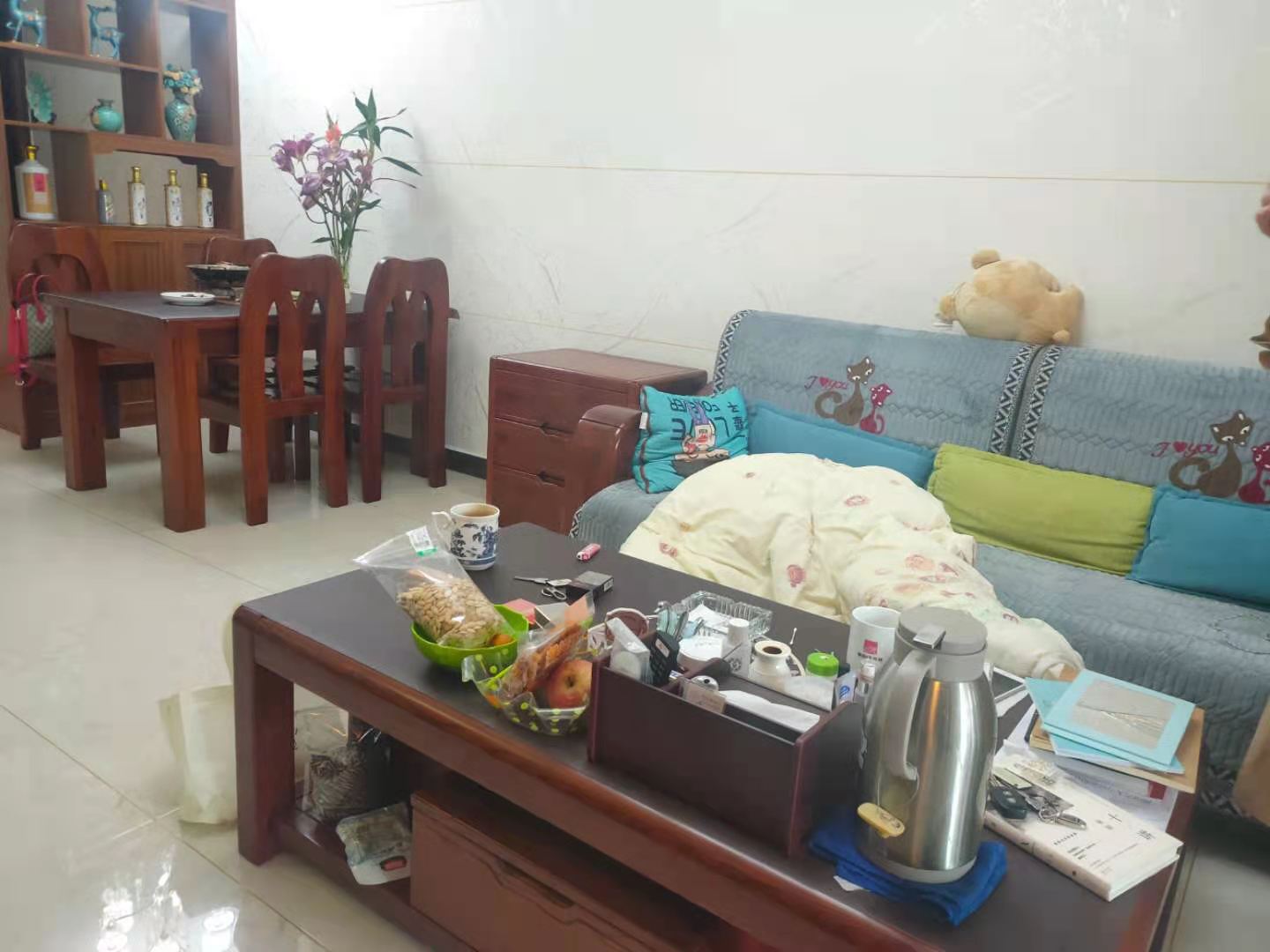 恒大绿洲 2室2厅1卫 78.0万 恒大绿洲 2室2厅1卫 78.0万卫生间