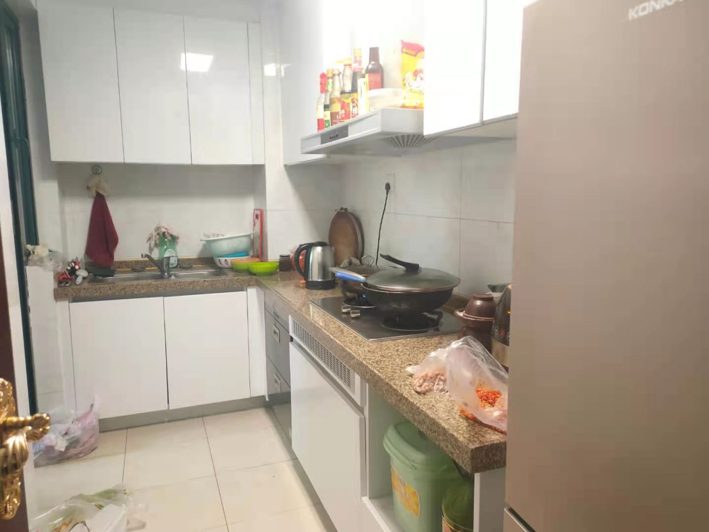 恒大绿洲 2室2厅1卫 78.0万 恒大绿洲 2室2厅1卫 78.0万卫生间