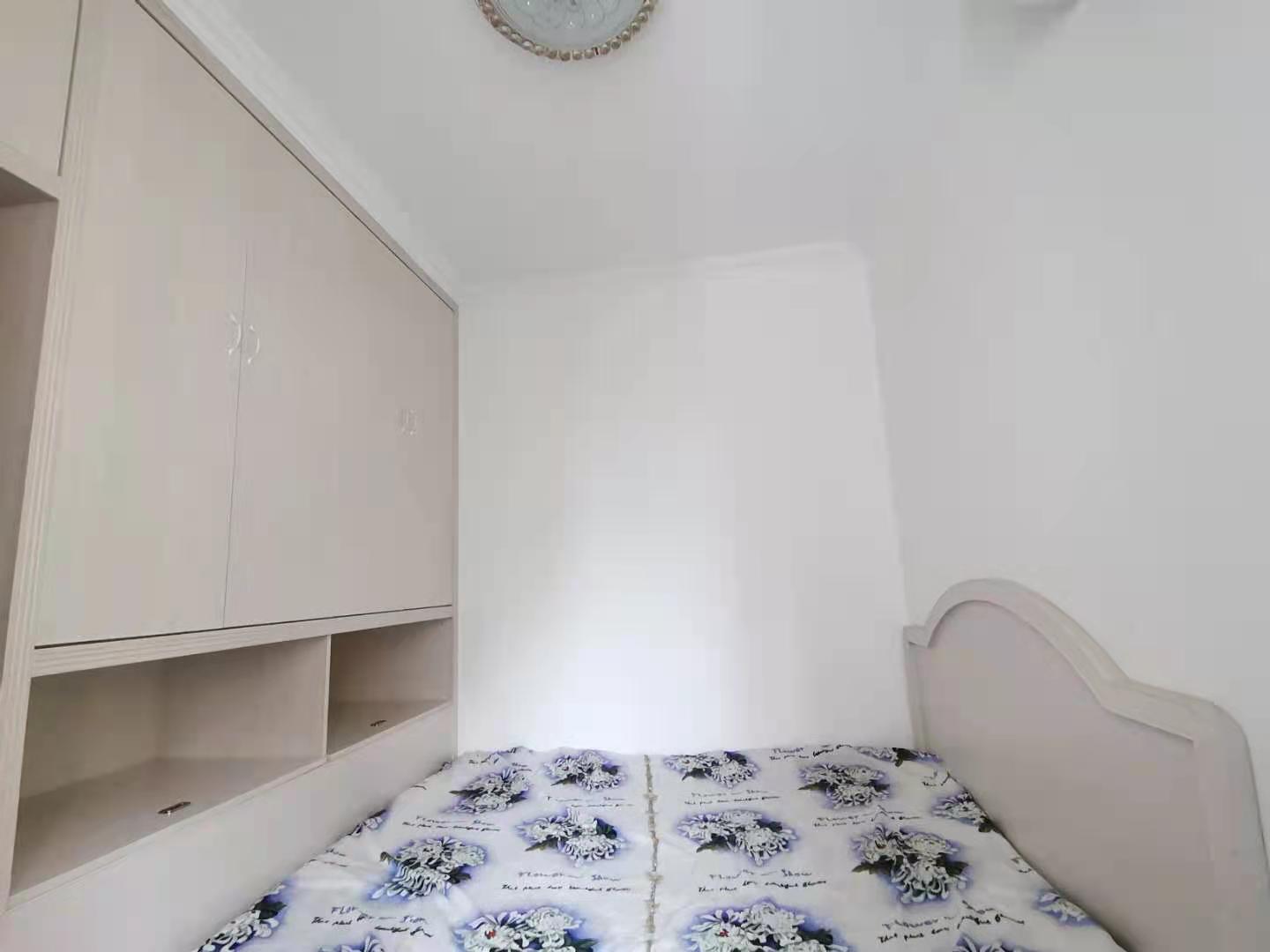 南湖春天  2室1厅1卫    2100.0元/月室内图