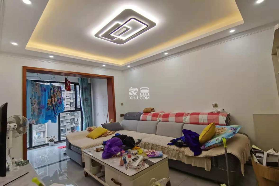 南湖春天  2室1厅1卫    2100.0元/月 南湖春天  2室1厅1卫    2100.0元/月室内图