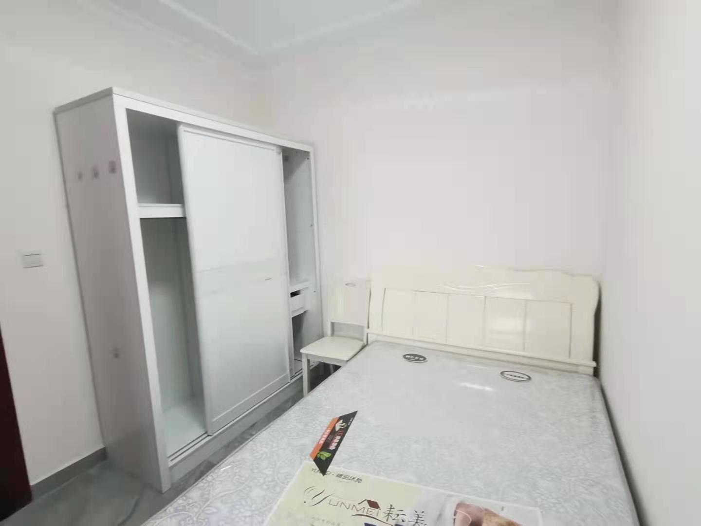 南湖春天  2室1厅1卫    2000.0元/月 南湖春天  2室1厅1卫    2000.0元/月室内图