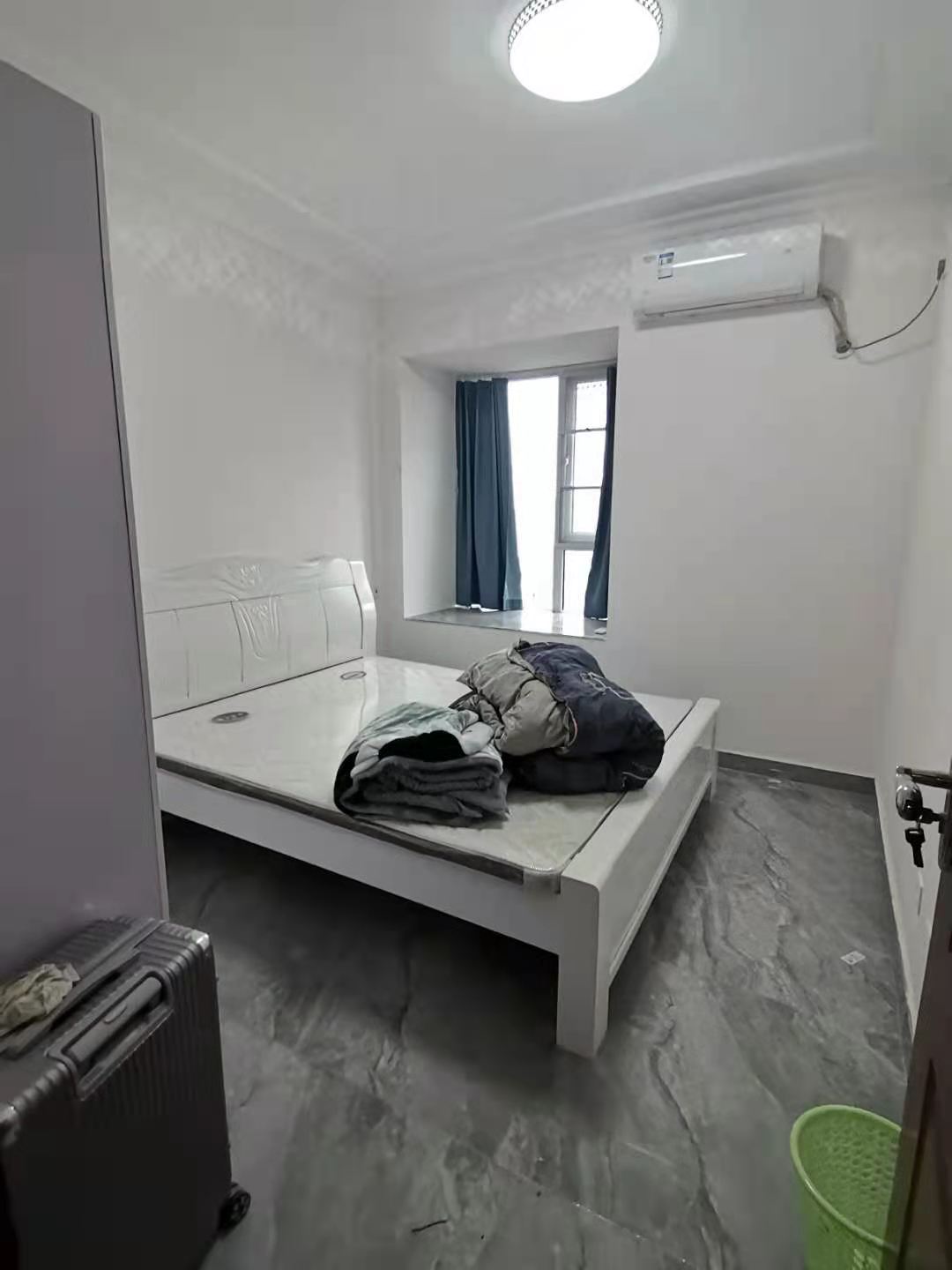 南湖春天  2室1厅1卫    2000.0元/月 南湖春天  2室1厅1卫    2000.0元/月室内图