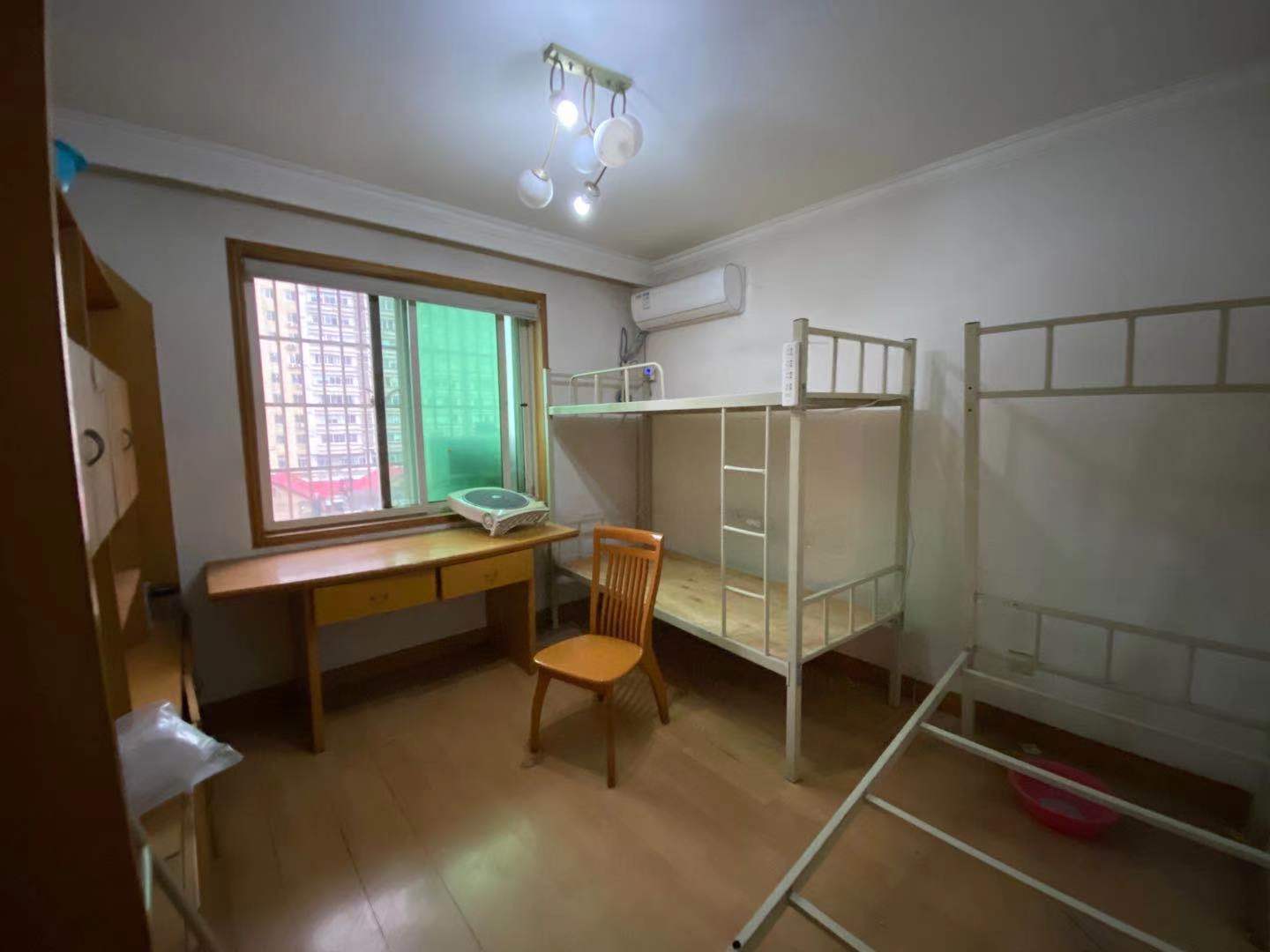 水月林公寓（建行宿舍）  4室3厅3卫    5500.0元/月室内图