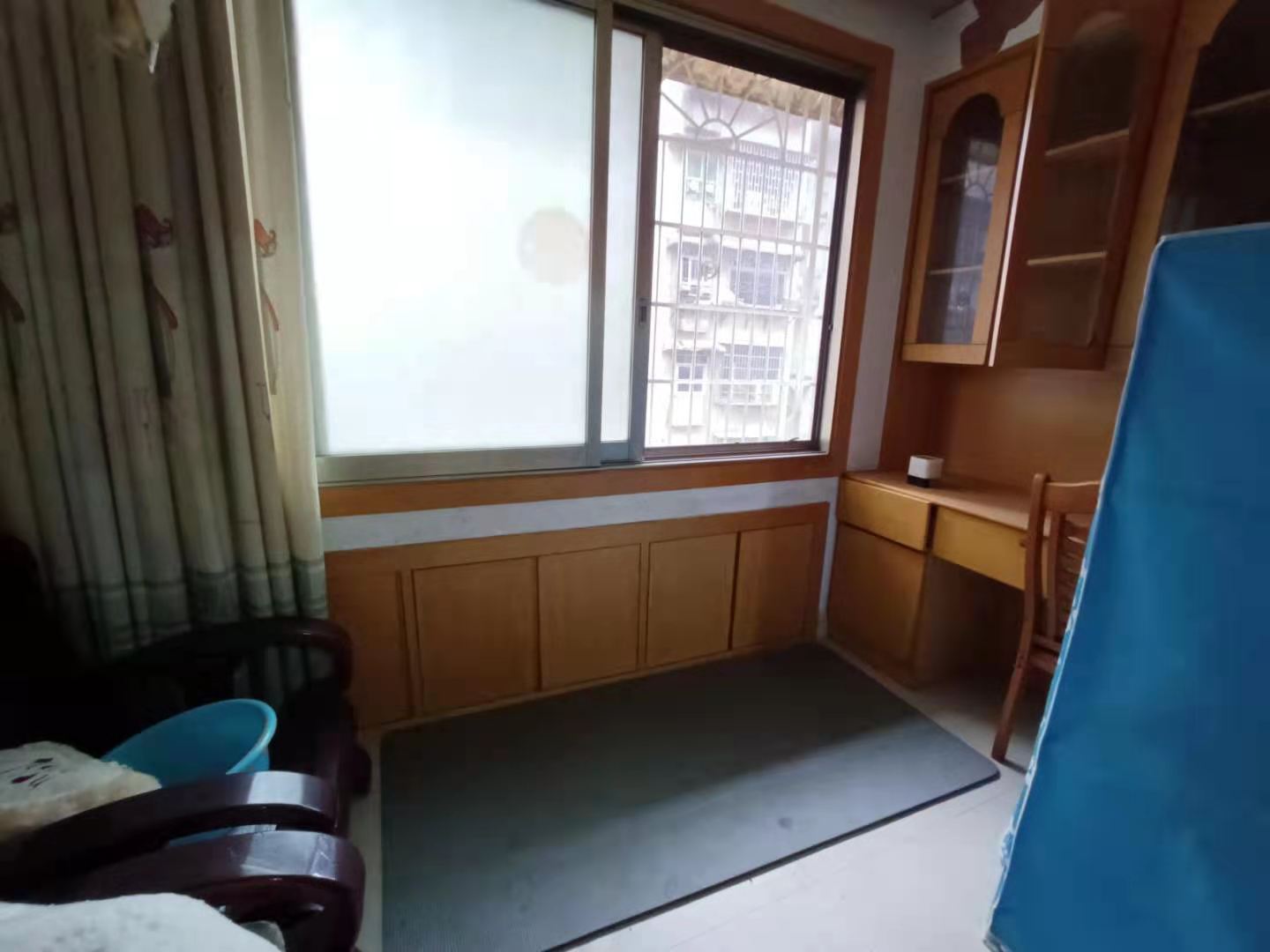 四建家属院  3室2厅1卫   1200.00元/月室内图