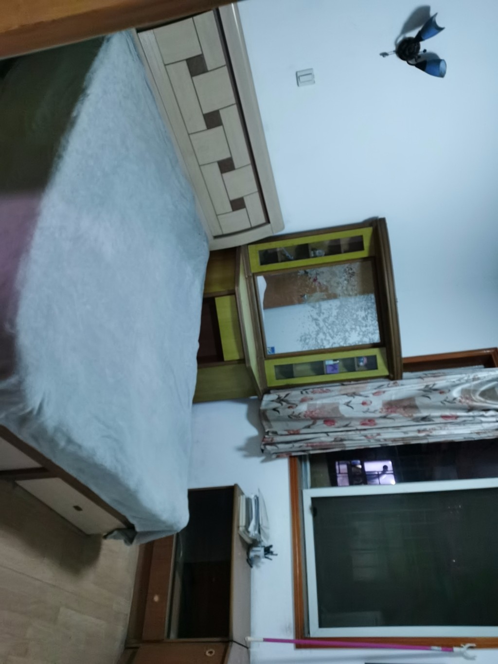 学堂冲一村 2室1厅1卫 800.0元/月 学堂冲一村 2室1厅1卫 800.0元/月室内图