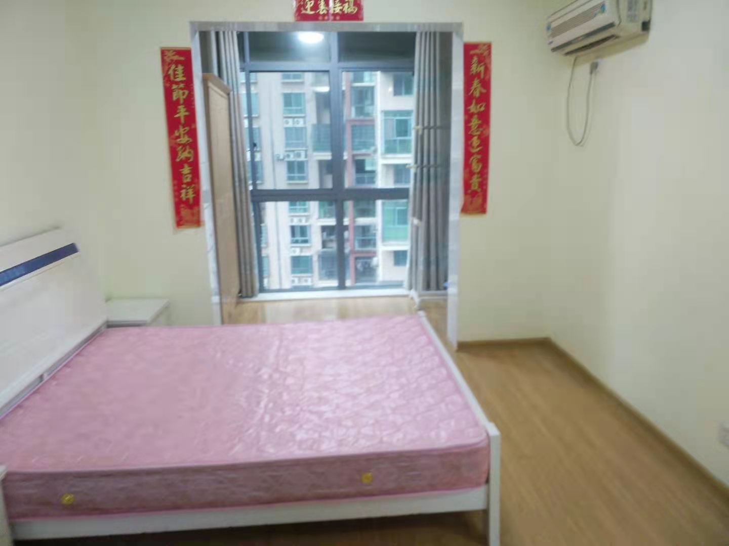 鹏利广场  1室1厅1卫    1300.0元/月 鹏利广场  1室1厅1卫    1300.0元/月室内图