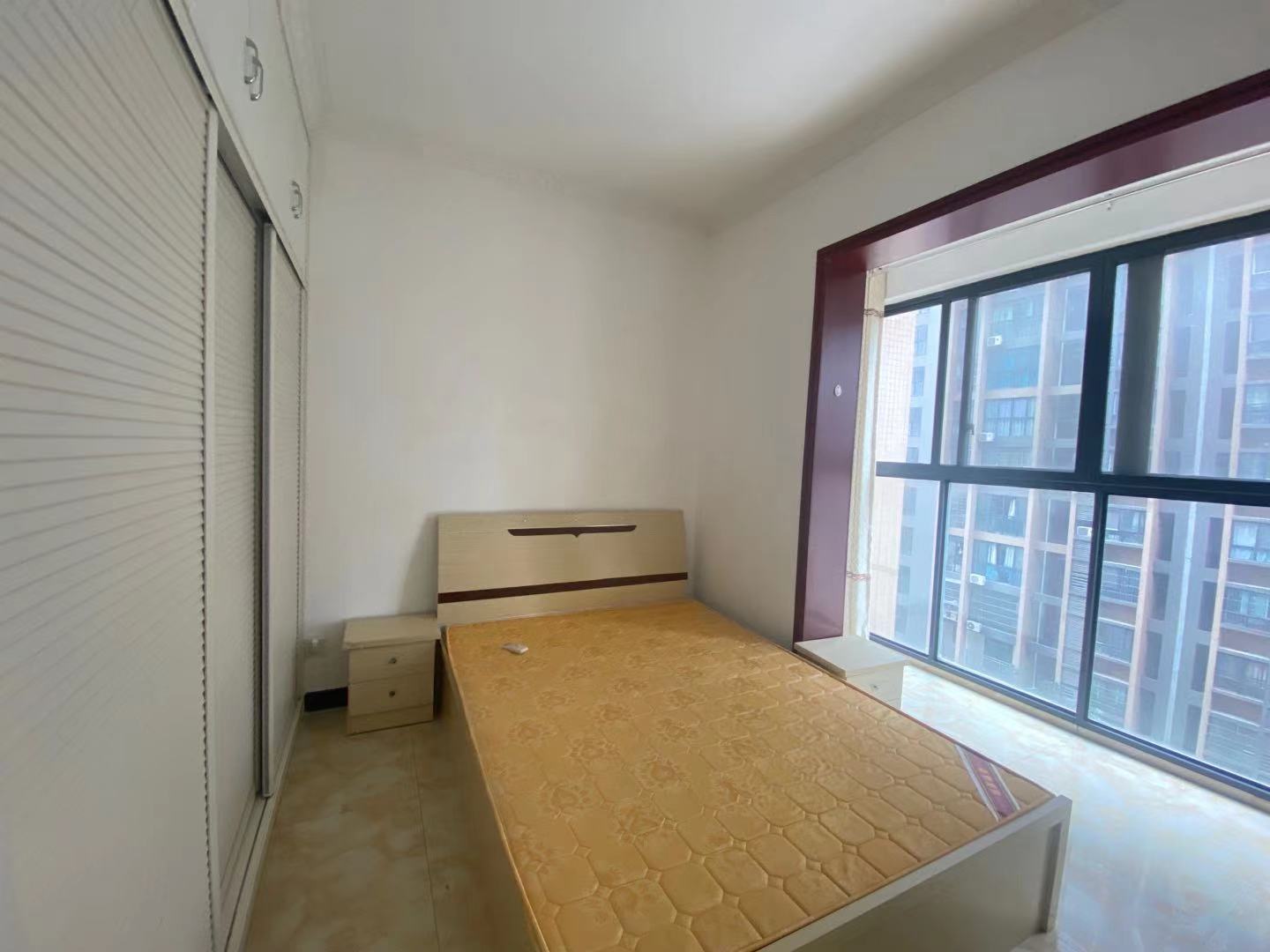 南湖春天 1室1厅1卫 1400.0元/月 南湖春天 1室1厅1卫 1400.0元/月室内图