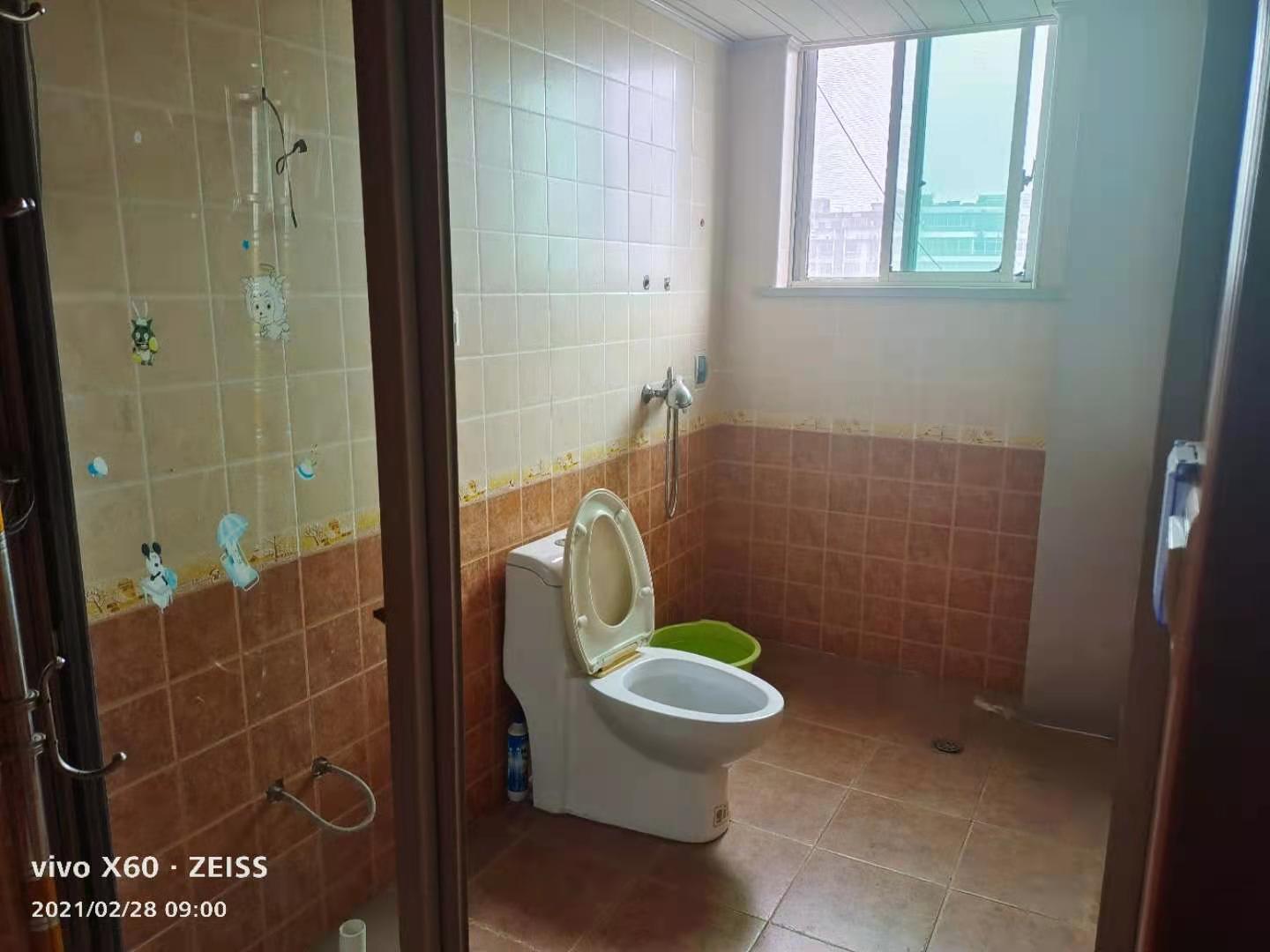 秀水俪园 3室2厅2卫 1200.0元/月 秀水俪园 3室2厅2卫 1200.0元/月室内图