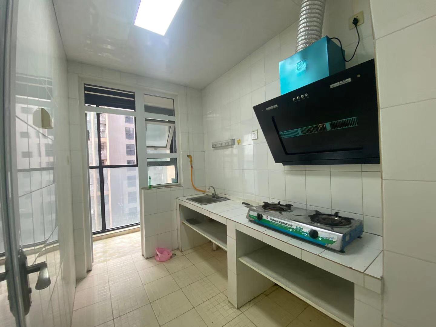 南湖春天 1室1厅1卫 1400.0元/月 南湖春天 1室1厅1卫 1400.0元/月室内图