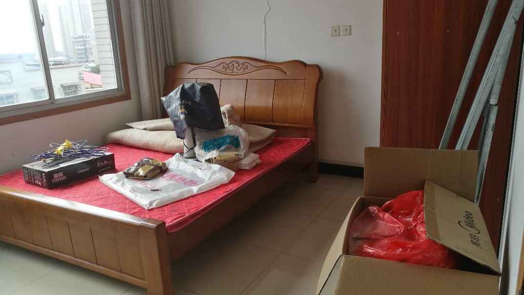 湘禄大酒店 2室2厅1卫 1500.0元/月 湘禄大酒店 2室2厅1卫 1500.0元/月室内图