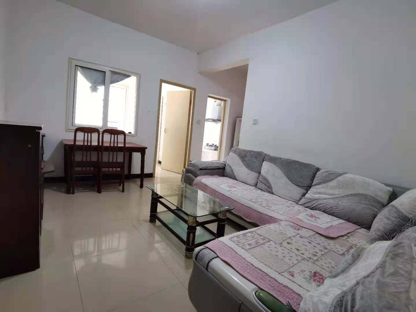 南湖锦苑 1室1厅1卫 1700.0元/月 南湖锦苑 1室1厅1卫 1700.0元/月室内图