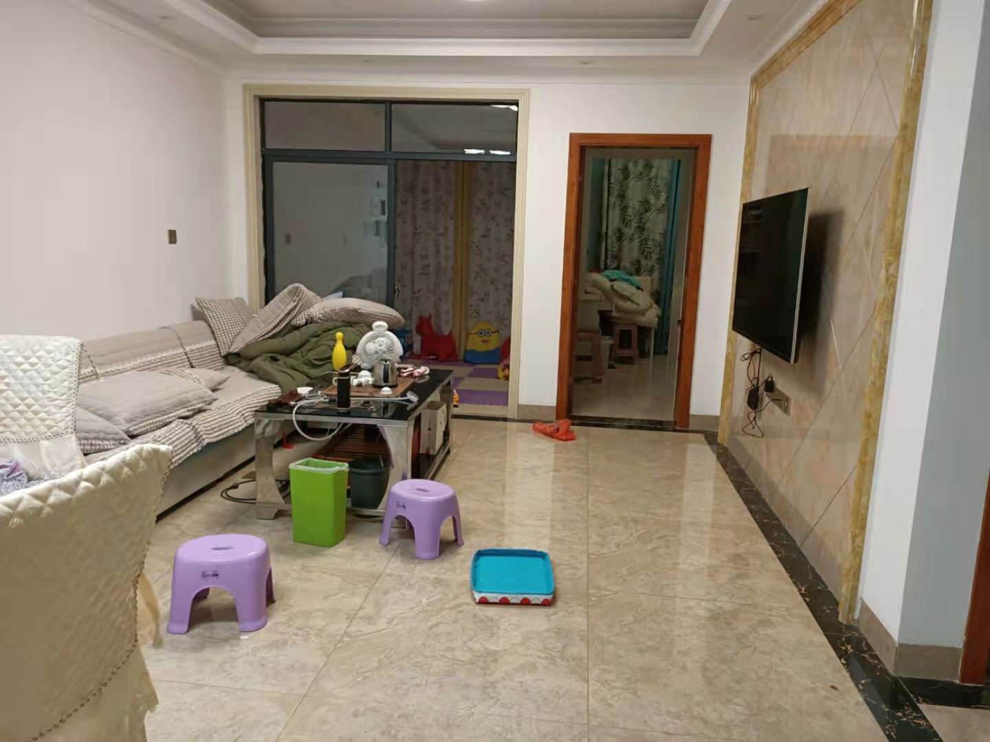 岭秀天下 2室2厅1卫 1800.0元/月 岭秀天下 2室2厅1卫 1800.0元/月室内图