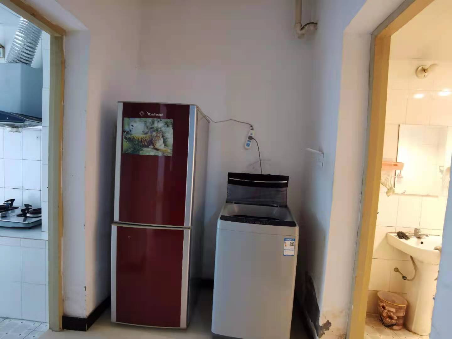 南湖锦苑 1室1厅1卫 1700.0元/月 南湖锦苑 1室1厅1卫 1700.0元/月室内图