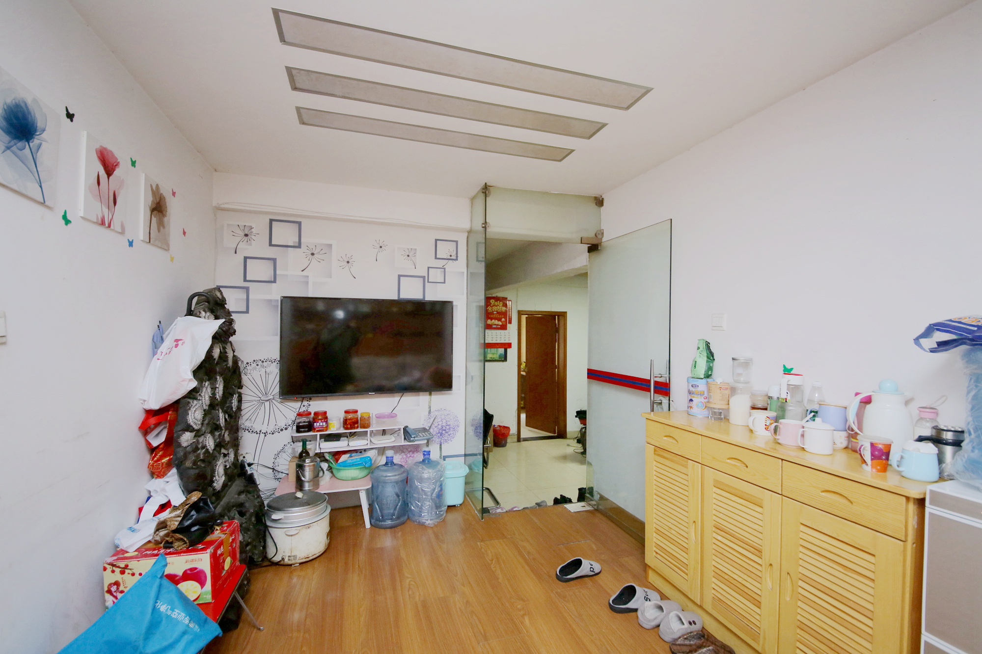 万顺家园  8室2厅1卫    192.8万室内图1