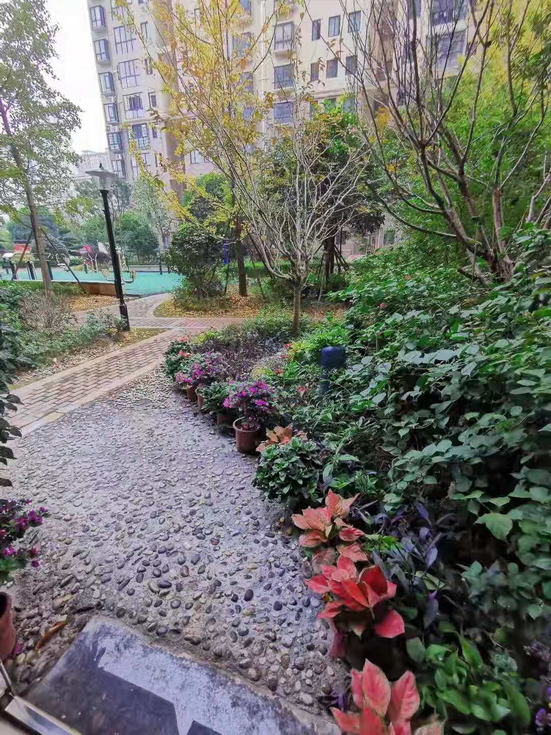 环保花园 4室2厅1卫 3200.0元/月 环保花园 4室2厅1卫 3200.0元/月室内图