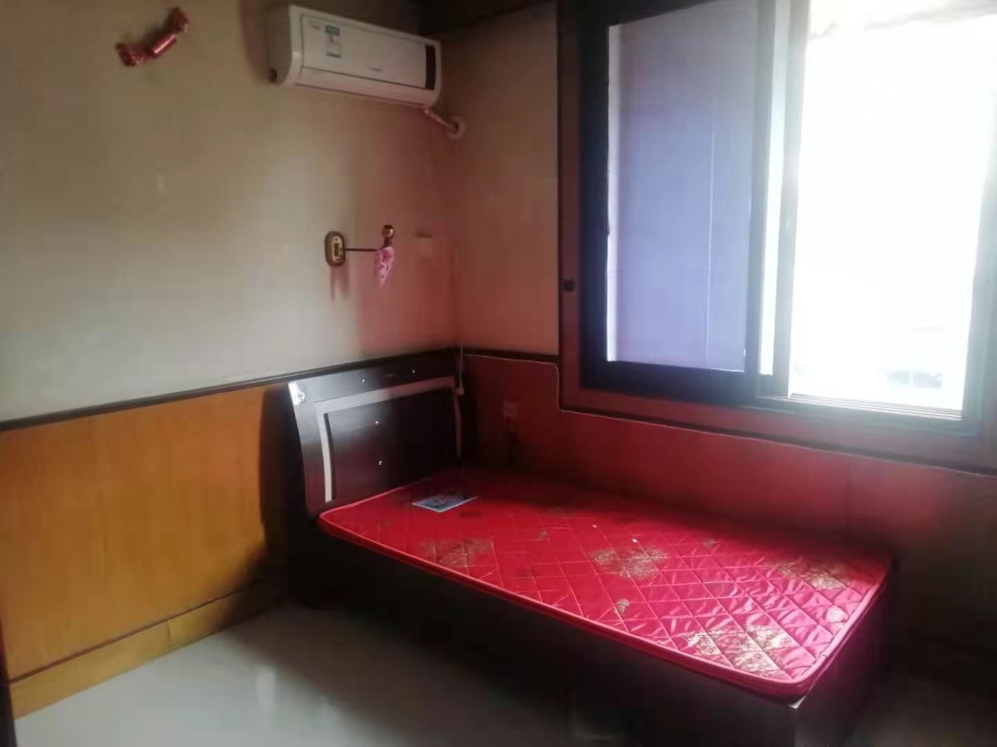 亭子塘 2室1厅1卫 600.0元/月 亭子塘 2室1厅1卫 600.0元/月室内图