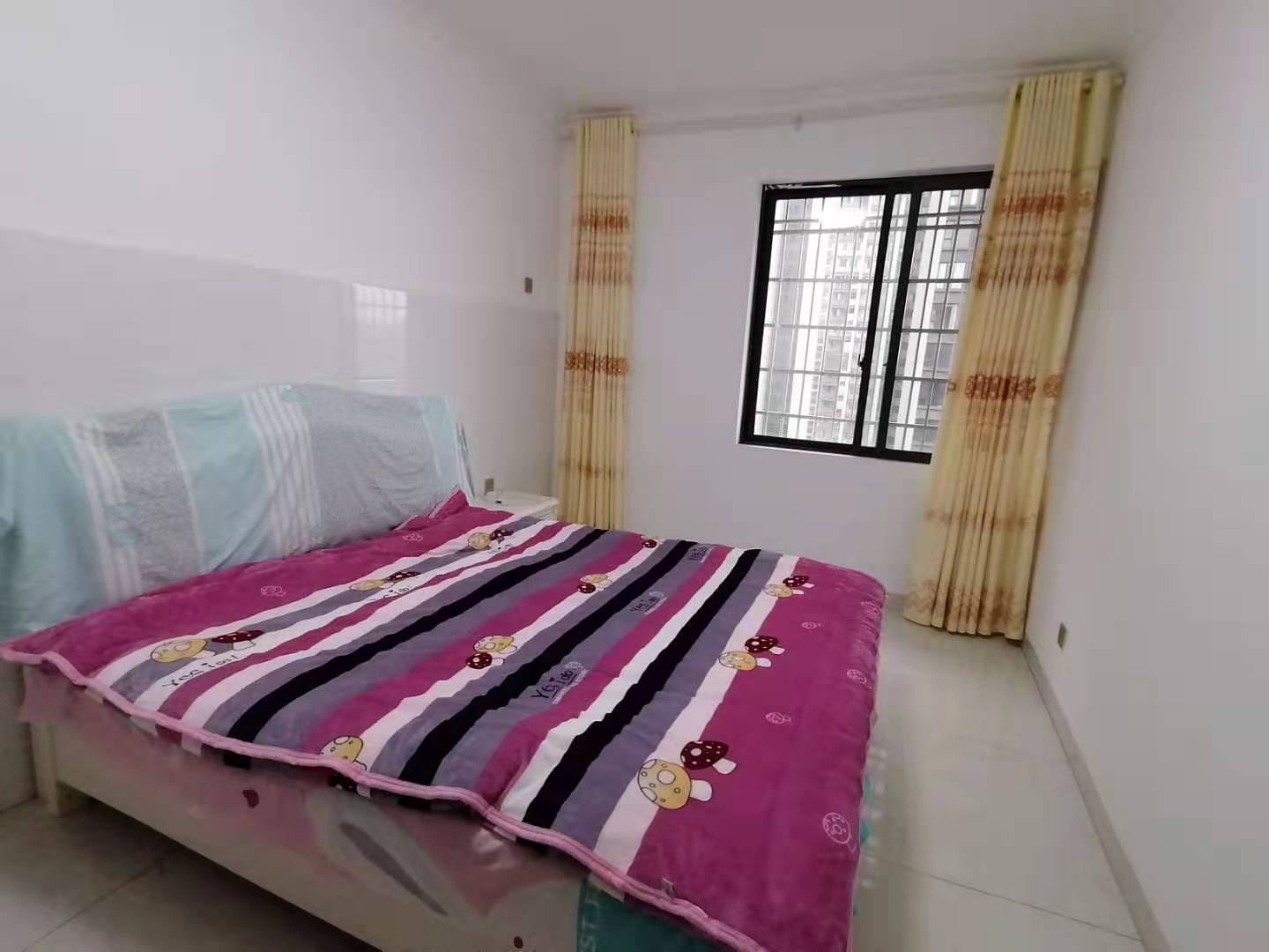 梓湖东城  3室2厅2卫    2000.0元/月 梓湖东城  3室2厅2卫    2000.0元/月室内图