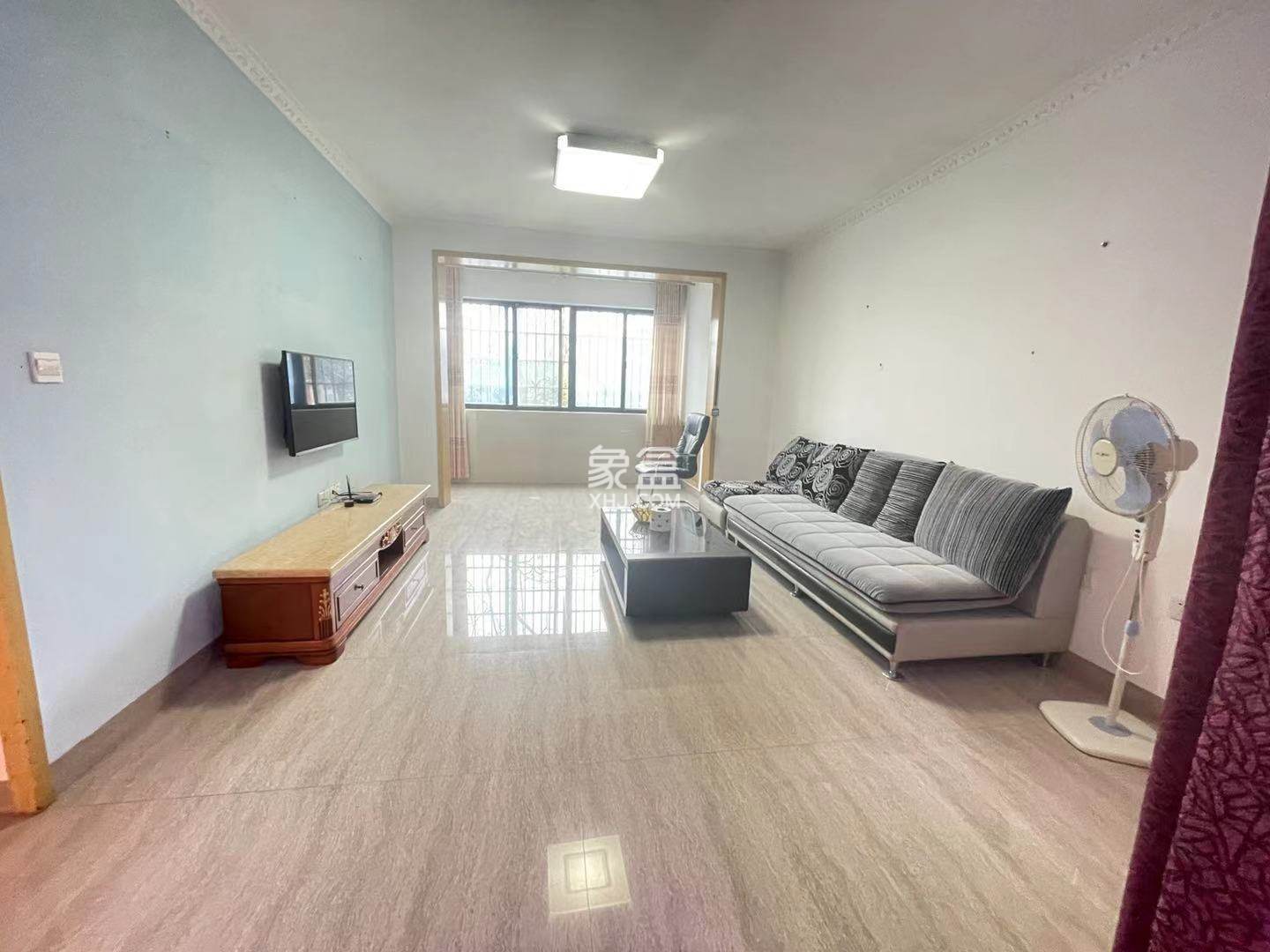 荷塘嘉苑  3室2厅1卫    66.8万