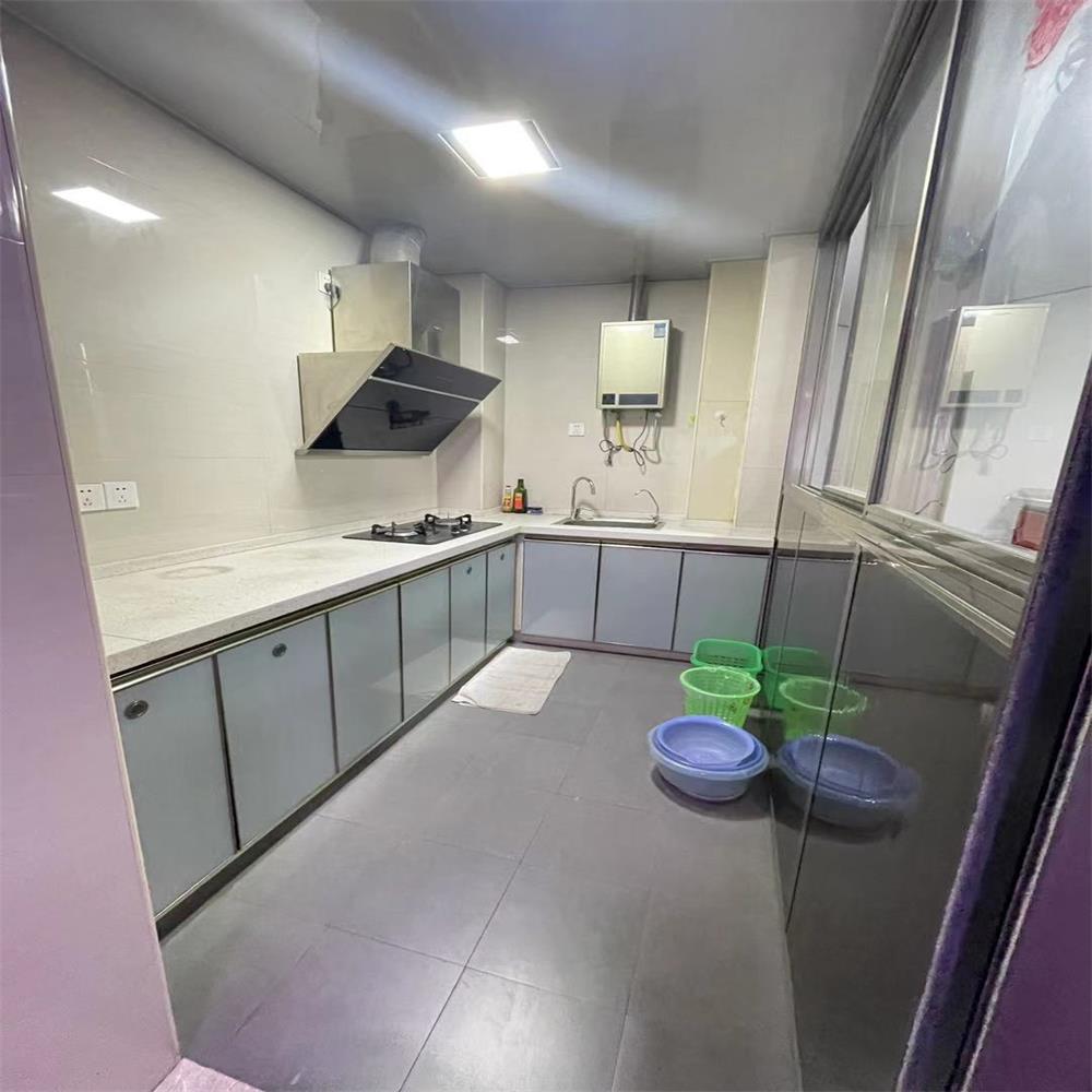 荷塘嘉苑 3室2厅1卫 66.8万 荷塘嘉苑 3室2厅1卫 66.8万客厅