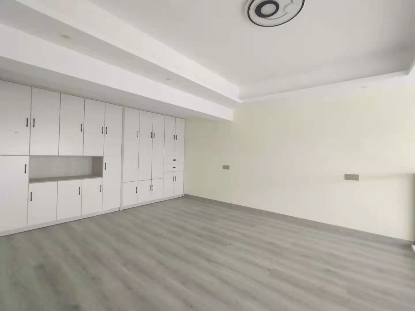 万恒公馆  1室1厅1卫    2000.0元/月 万恒公馆  1室1厅1卫    2000.0元/月室内图