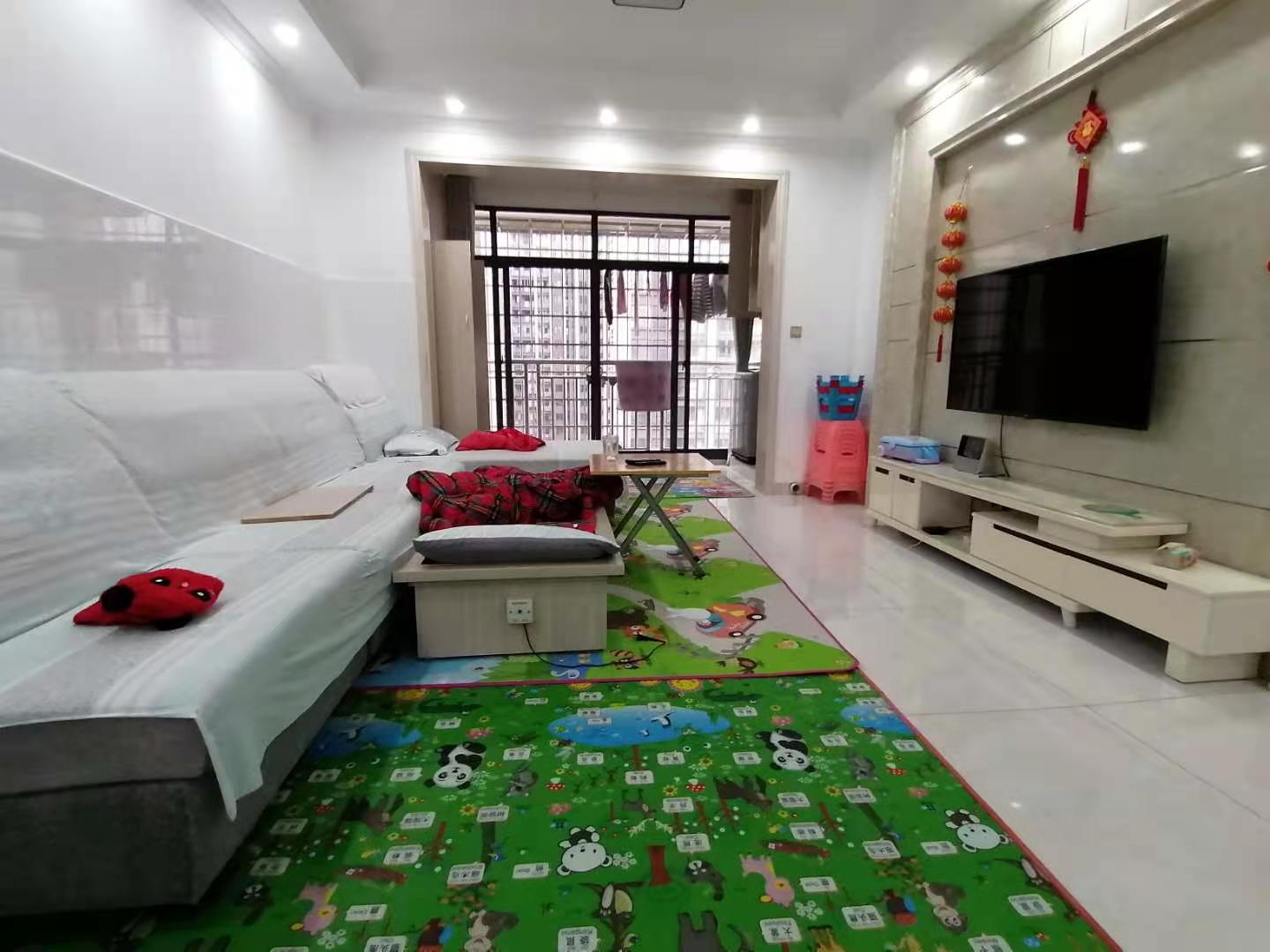 梓湖东城  3室2厅2卫    2000.0元/月 梓湖东城  3室2厅2卫    2000.0元/月室内图