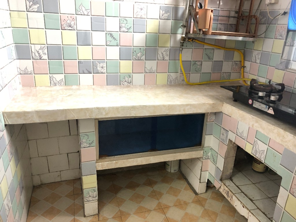 冶金工业学校大坪路19号 2室2厅1卫 900.0元/月 冶金工业学校大坪路19号 2室2厅1卫 900.0元/月室内图