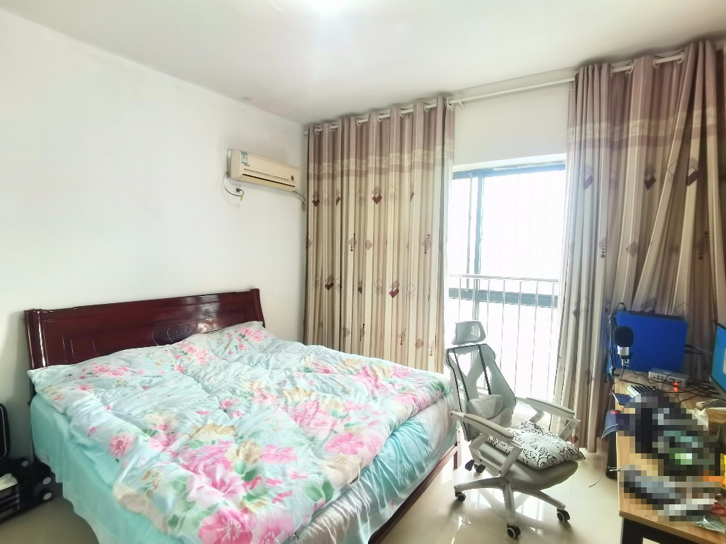 天润天城 2室2厅1卫 51.8万 天润天城 2室2厅1卫 51.8万客厅