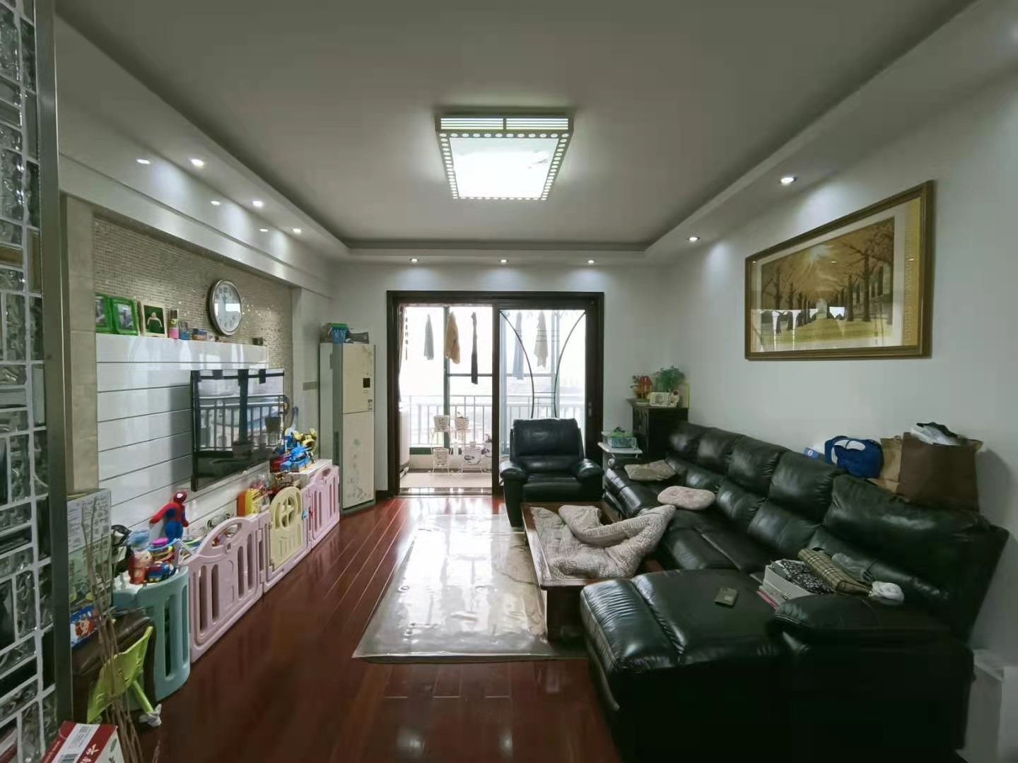 北美阳光城 2室2厅1卫 77.8万 北美阳光城 2室2厅1卫 77.8万客厅