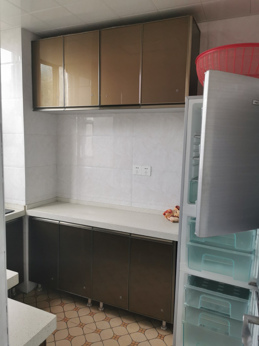 老市政府家属楼(机关三院) 3室2厅1卫 1500.0元/月 老市政府家属楼(机关三院) 3室2厅1卫 1500.0元/月室内图