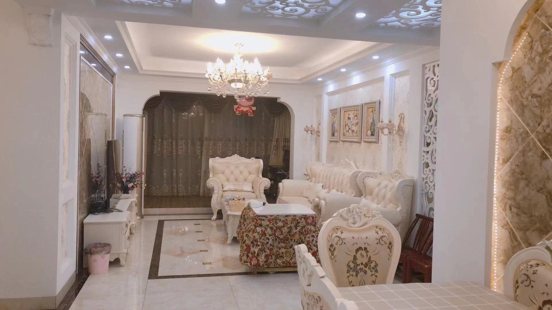 磐龙生态社区 2室1厅1卫 2000.0元/月 磐龙生态社区 2室1厅1卫 2000.0元/月室内图