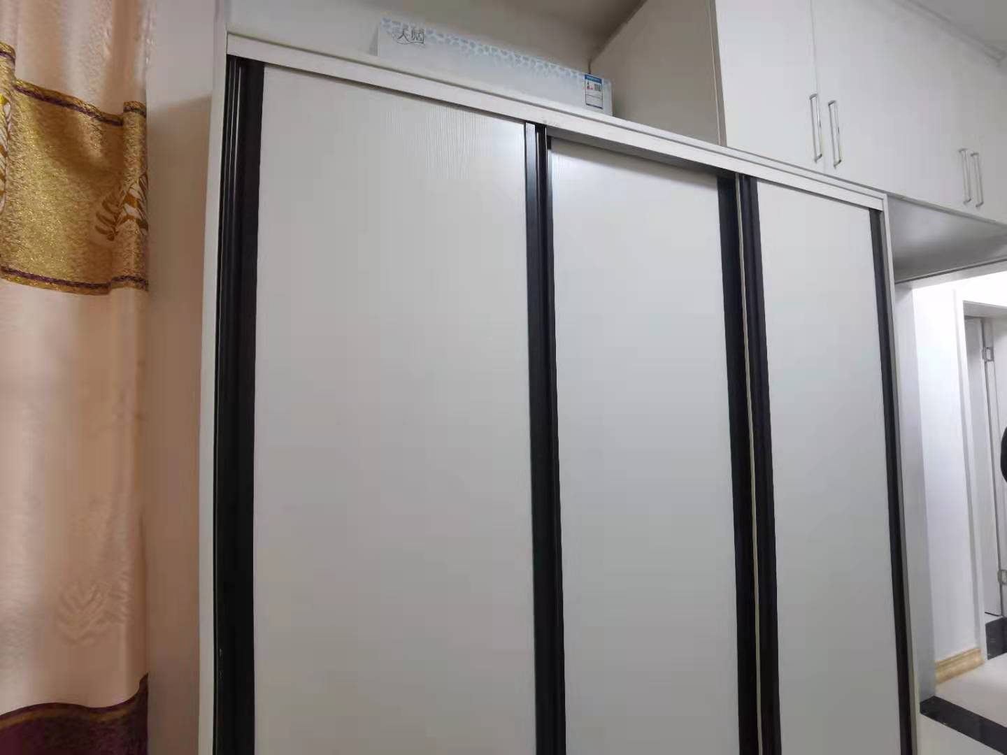 南湖锦苑 2室2厅1卫 2000.0元/月 南湖锦苑 2室2厅1卫 2000.0元/月室内图