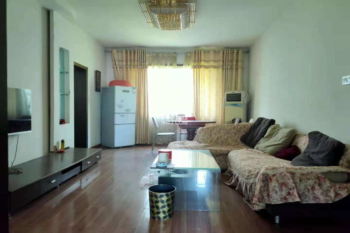 新华一村 3室2厅1卫 1400.0元/月 新华一村 3室2厅1卫 1400.0元/月室内图