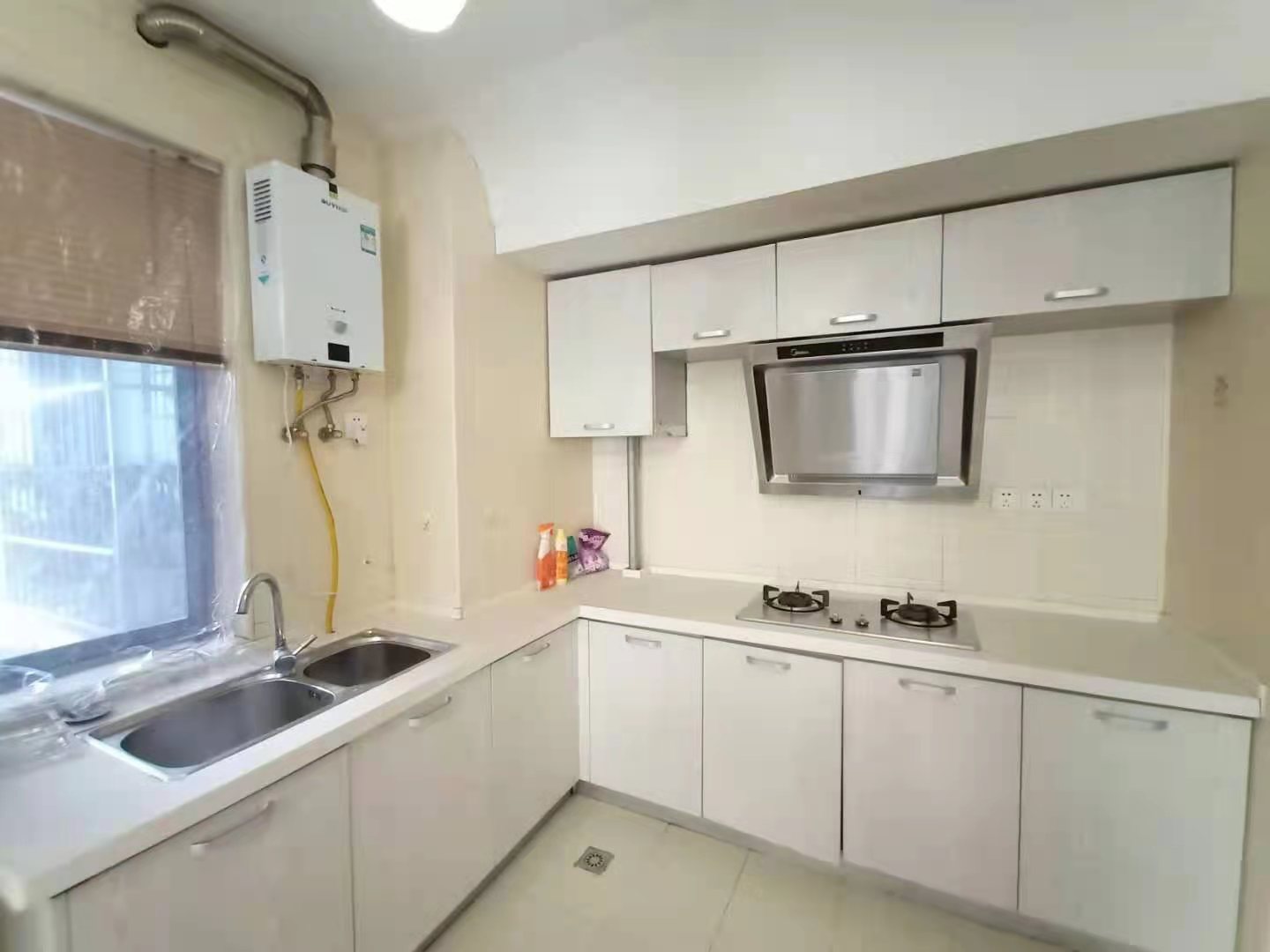 文化园三期  2室2厅1卫    61.8万 文化园三期  2室2厅1卫    61.8万客厅