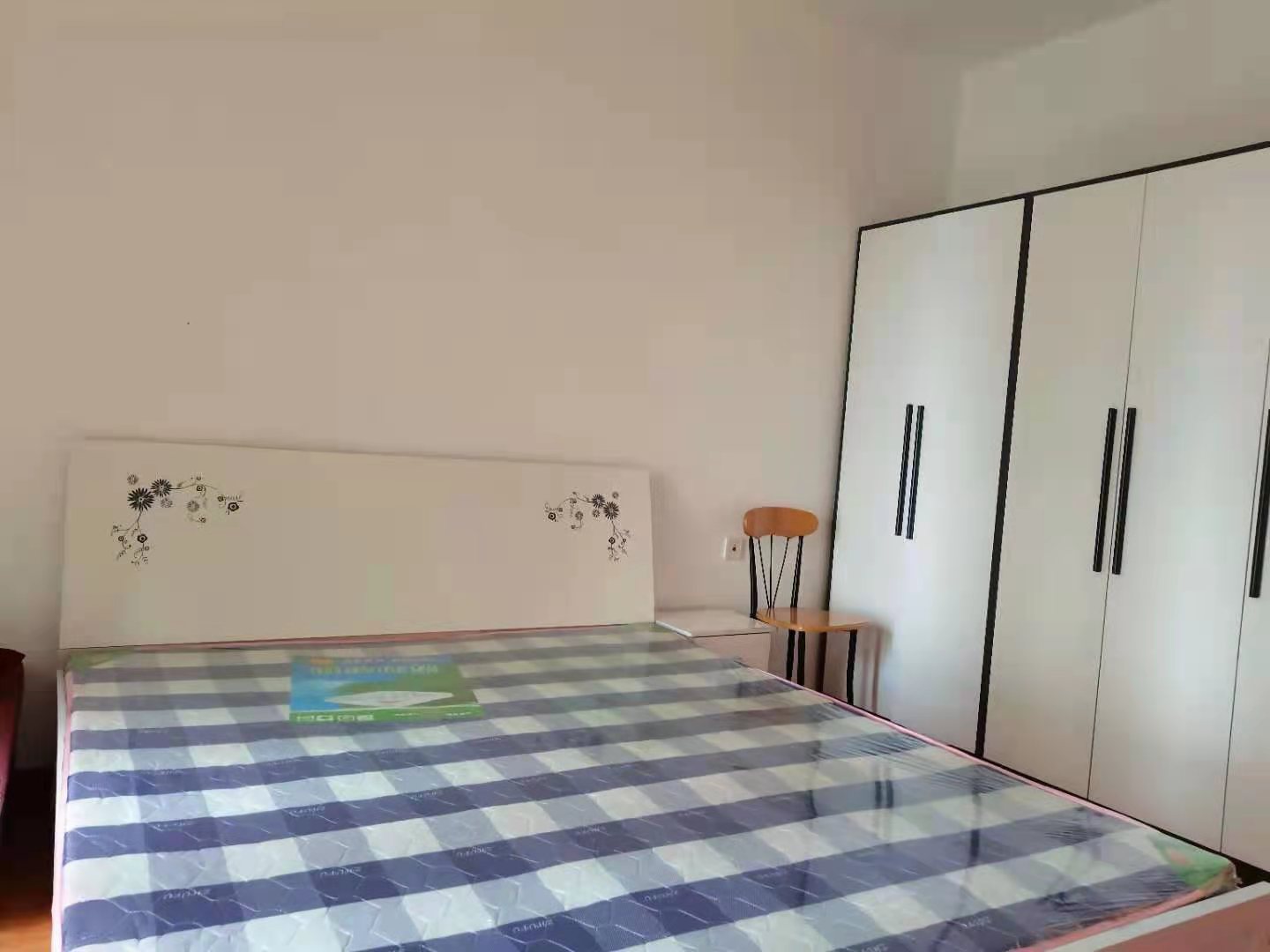 南湖国际1期  3室1厅2卫   2100.00元/月室内图