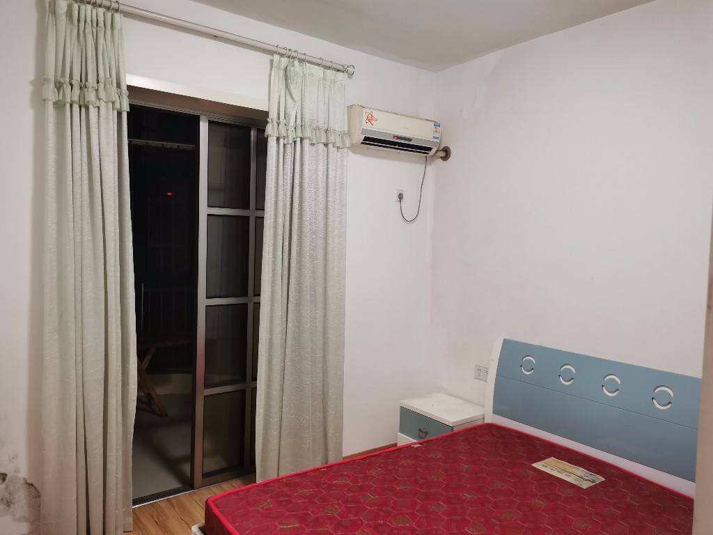 欧洲花园保健巷89号 2室2厅1卫 1500.0元/月 欧洲花园保健巷89号 2室2厅1卫 1500.0元/月室内图