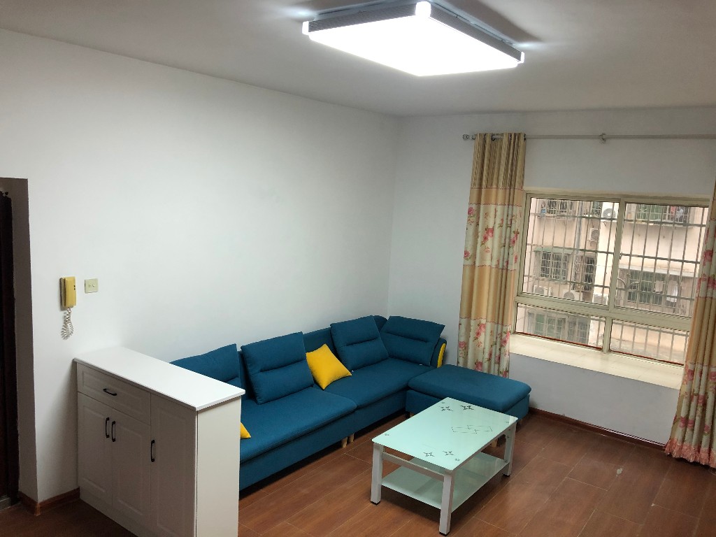 芦淞区交警小区 3室2厅1卫 1800.0元/月 芦淞区交警小区 3室2厅1卫 1800.0元/月户型图