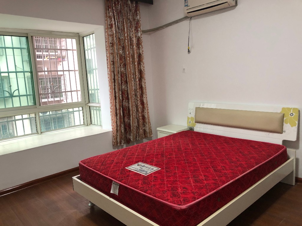 芦淞区交警小区 3室2厅1卫 1800.0元/月 芦淞区交警小区 3室2厅1卫 1800.0元/月室内图