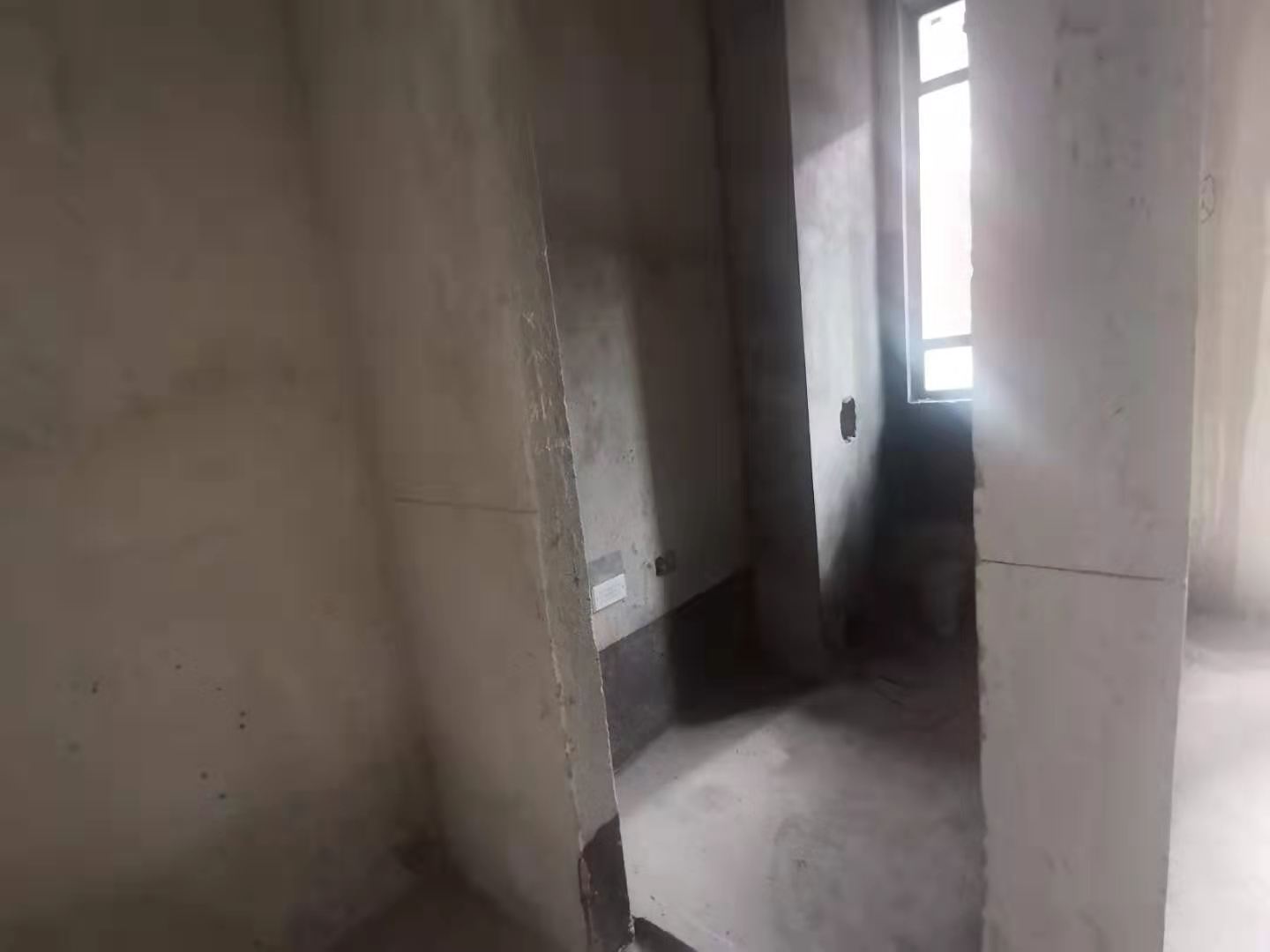 华耀碧桂园十里江湾观澜 5室2厅2卫 5800.0元/月 华耀碧桂园十里江湾观澜 5室2厅2卫 5800.0元/月室内图