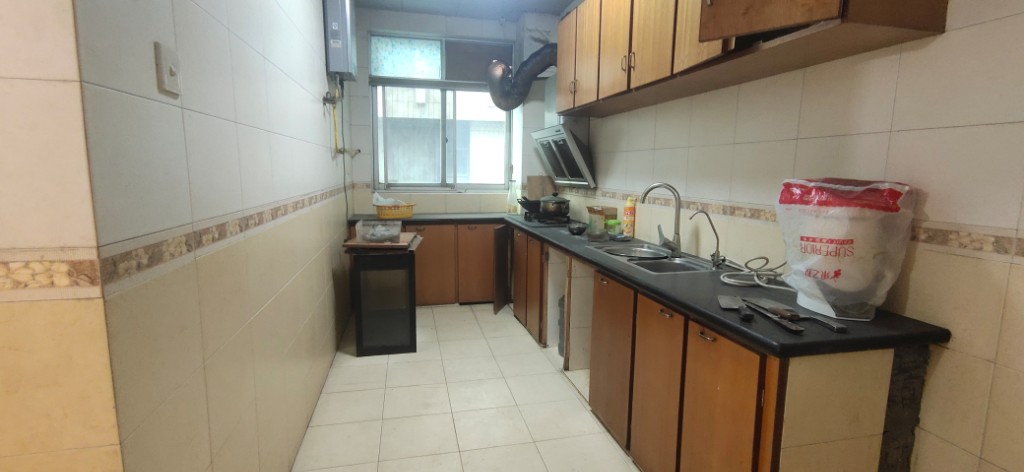 荷塘区教育局单位房红旗南路6号 3室2厅1卫 1200.0元/月 荷塘区教育局单位房红旗南路6号 3室2厅1卫 1200.0元/月户型图